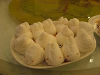 Nom nom nom! Marshmallow bunnies!